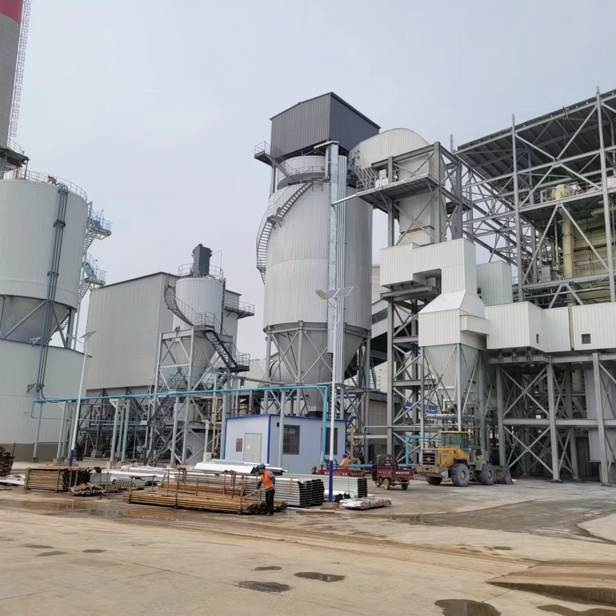 大型長(zhǎng)效離線(xiàn)控制型脈沖除塵設(shè)備